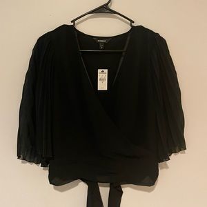New Express Pleaded Sleeves Top